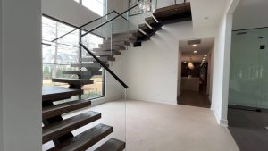 IMG_9867-frame-at-0m2s-scaled